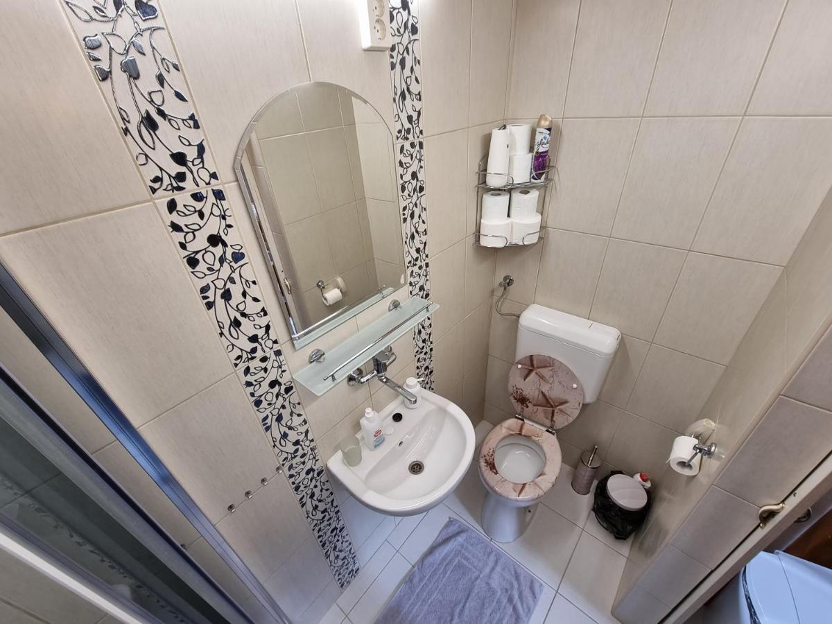 Little Cozy Apartman 미슈콜츠 외부 사진